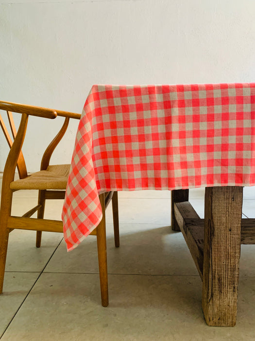 Picnic Tablecloth (Magenta)